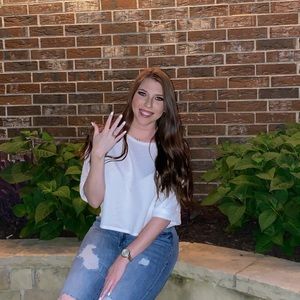 Meet your Posher, Victoria